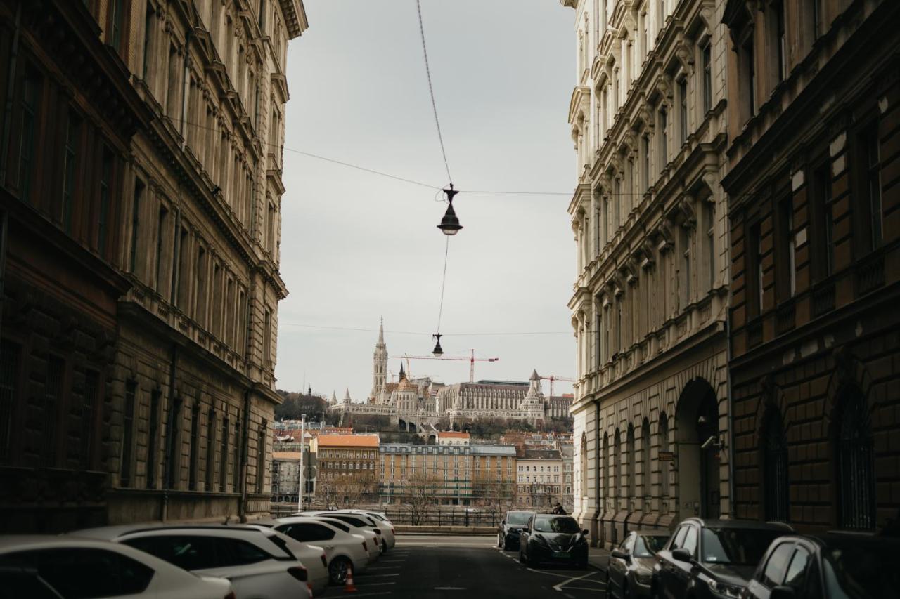 Parliament Exclusive Gallery Budapest Luaran gambar