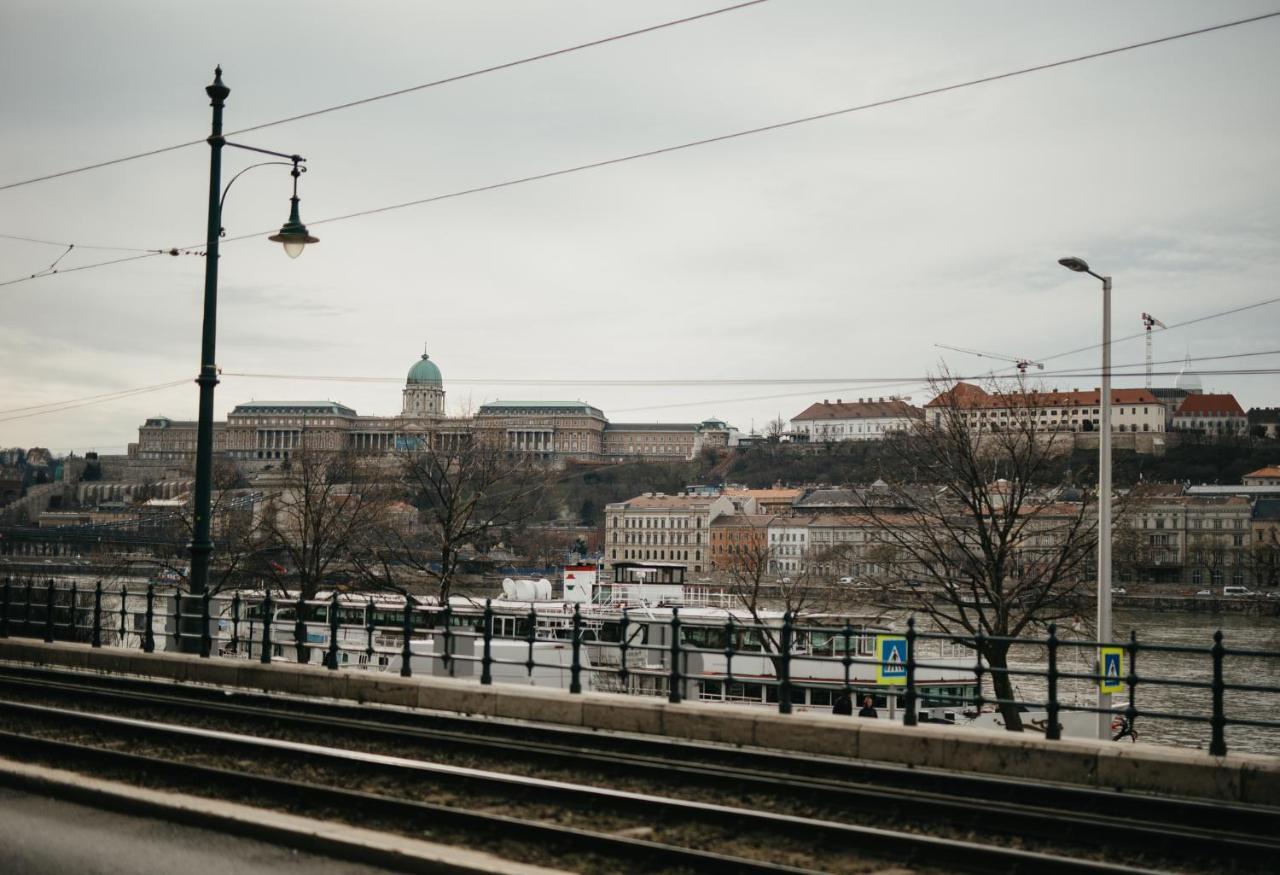 Parliament Exclusive Gallery Budapest Luaran gambar
